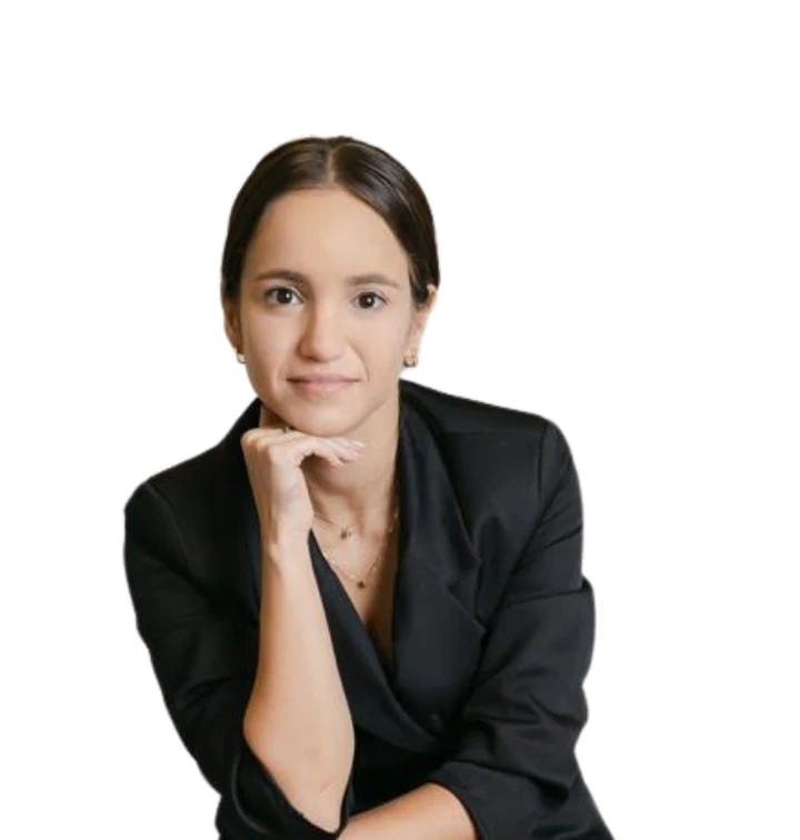 Dra. Camila Nobre, dermatologista e docente da Bravo Academy